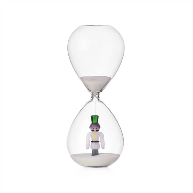 Hourglass soldier