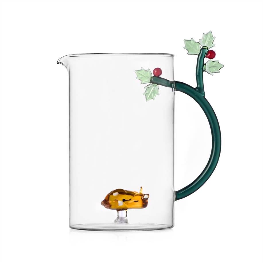 Jug holly&lying fawn